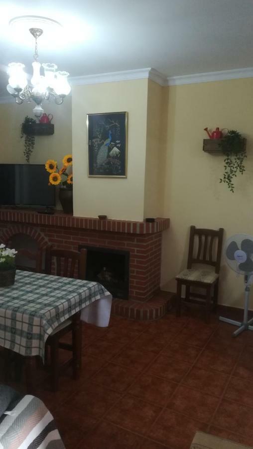 Las Casitas De La Esquina Zahara De La Sierra Exterior foto
